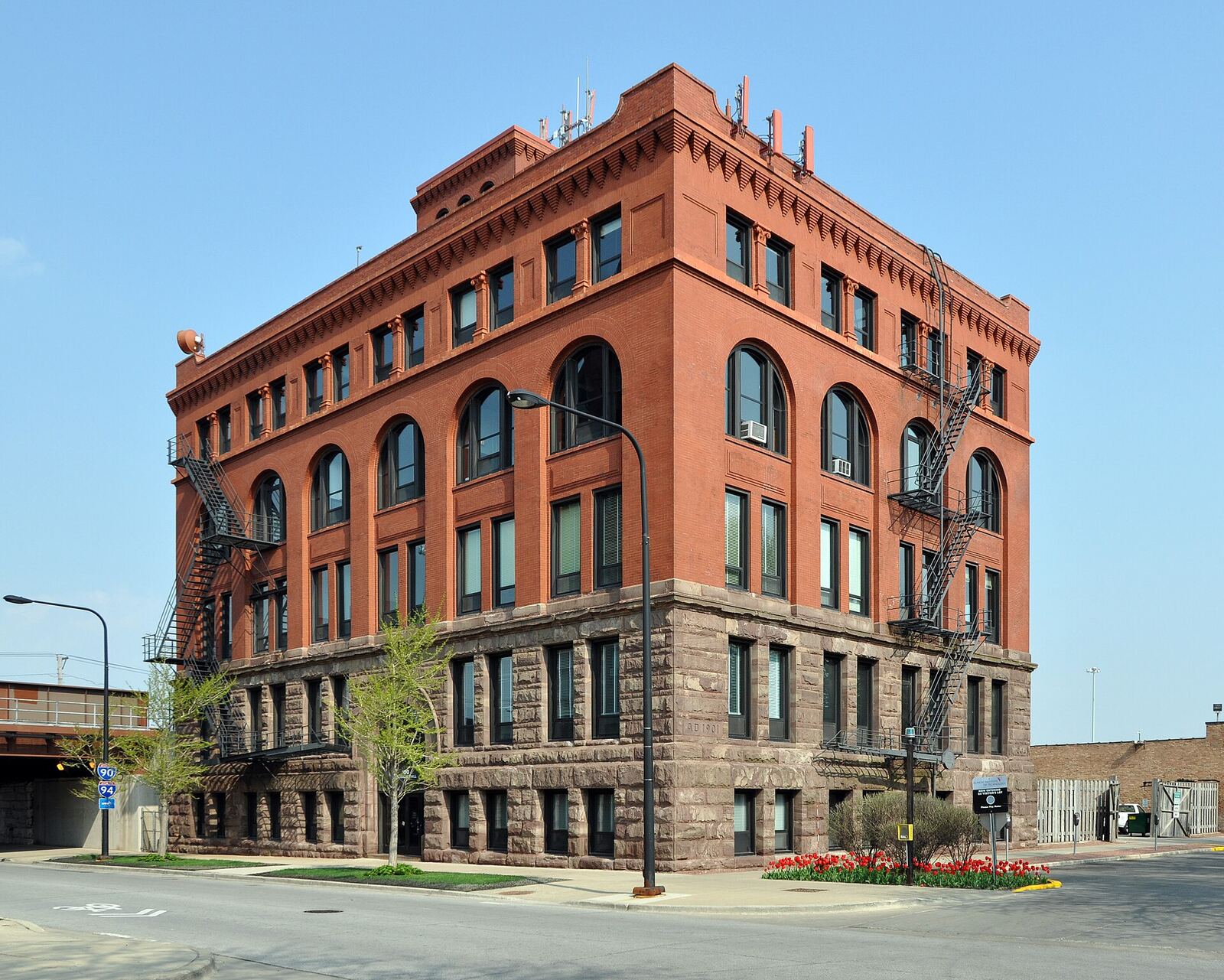 The Machinery Hall at Illinois Institute of Technology in Chicago, USA was designed by C. V. Kerr of Patten &amp; Fisher and built in 1901. The building was gifted by Malvina Armour and dedicated to the memory of her son, Philip D. Armour, Jr. The Armour Institute initially used the building for classrooms and laboratories for teaching mechanical arts classes. Currently, it houses the Illinois Institute of Technology Facilities offices and storage. In 2004 the building was recognized as a Chicago Landmark.